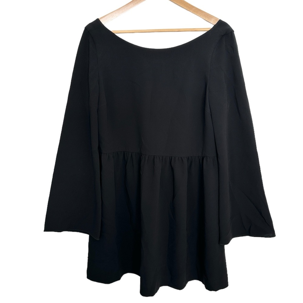 Elizabeth & James Black Long Sleeve Dress